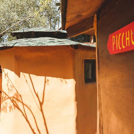 فندق Nisi Glamping باراليا راشون الغرفة الصورة