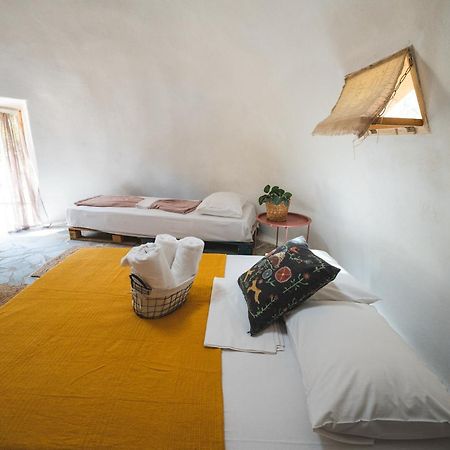 فندق Nisi Glamping باراليا راشون الغرفة الصورة