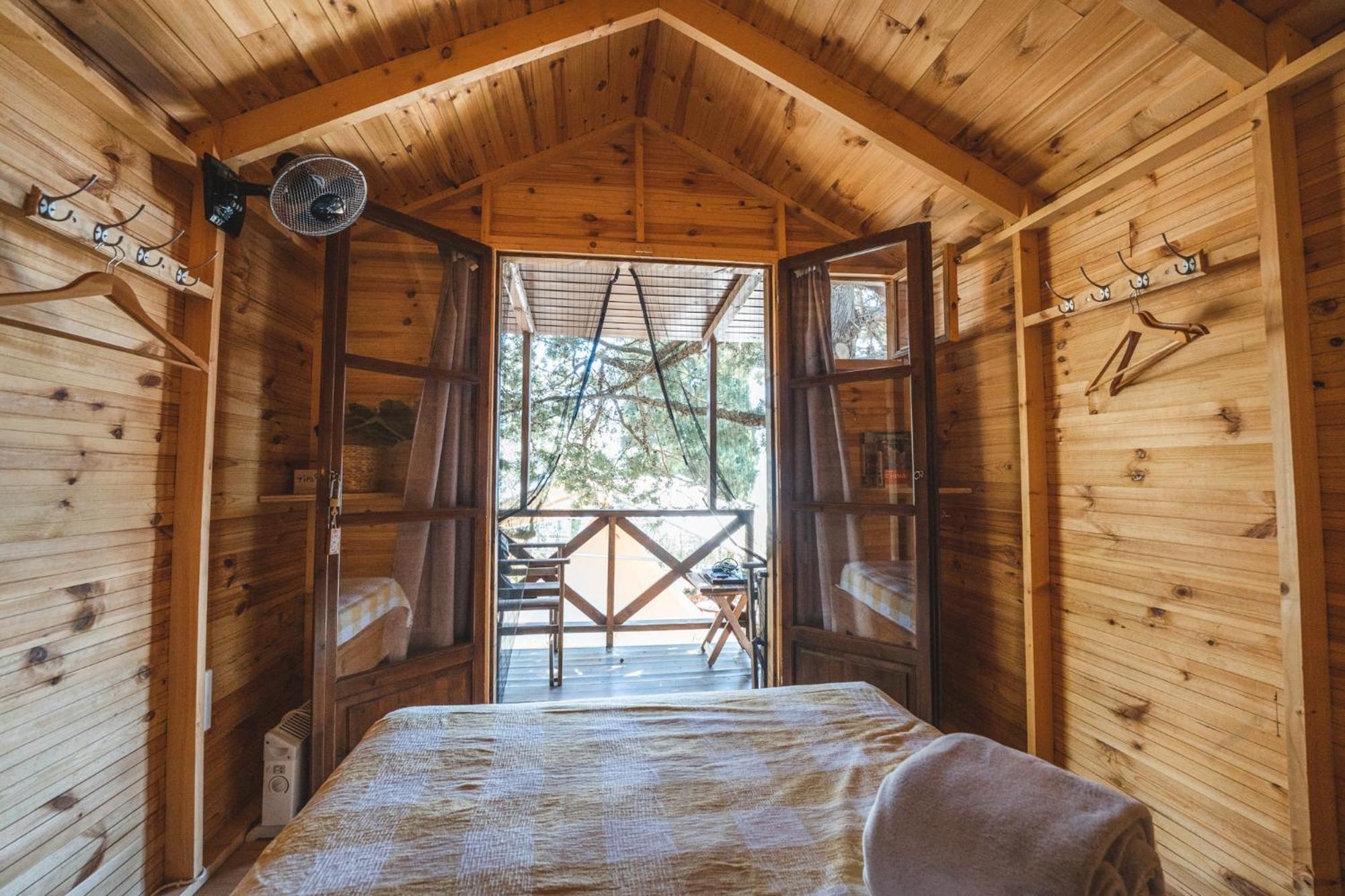 فندق Nisi Glamping باراليا راشون الغرفة الصورة