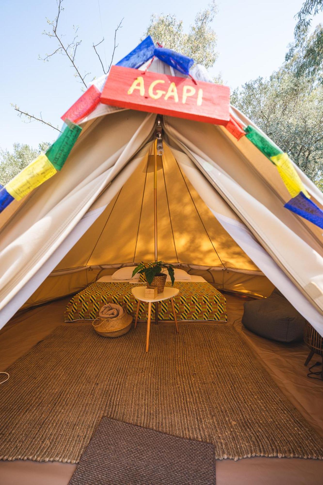 فندق Nisi Glamping باراليا راشون الغرفة الصورة