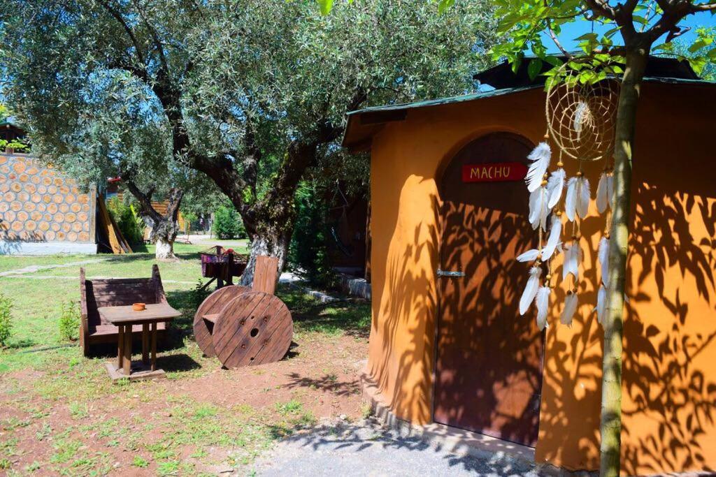 فندق Nisi Glamping باراليا راشون المظهر الخارجي الصورة